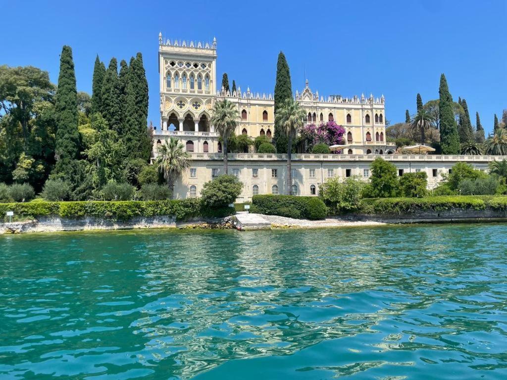 Casa Della Regina Daire Sirmione Dış mekan fotoğraf