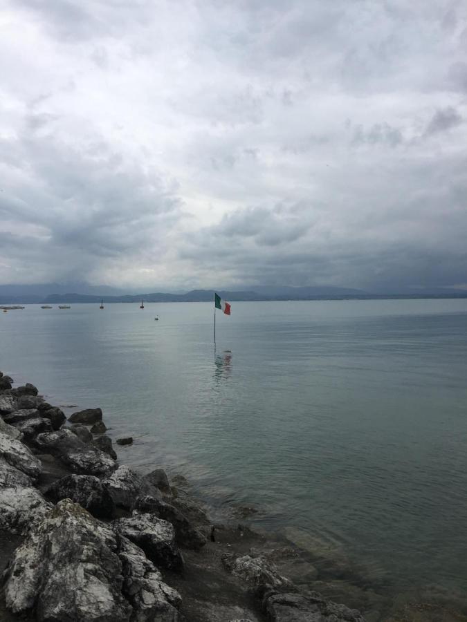 Casa Della Regina Daire Sirmione Dış mekan fotoğraf